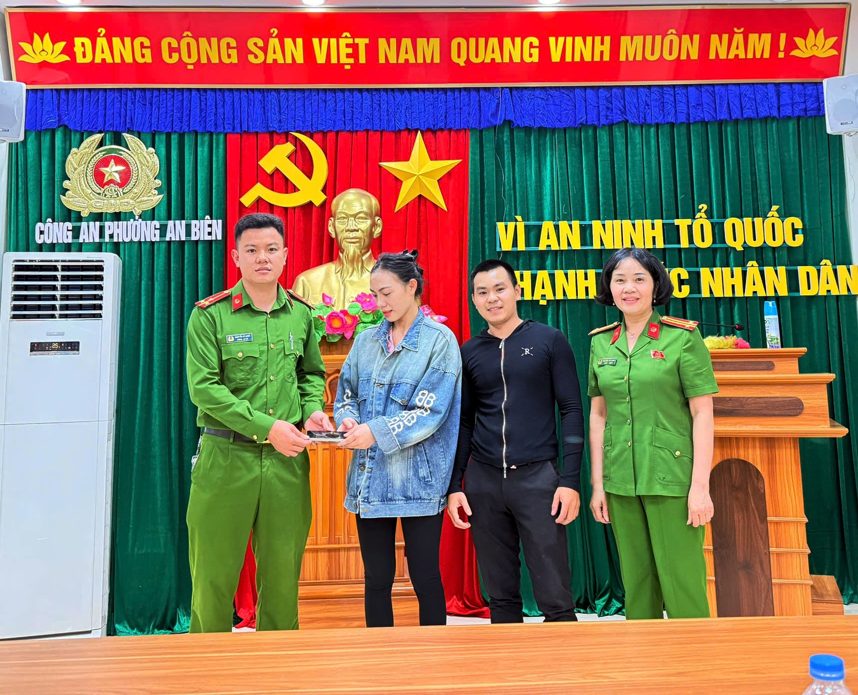 Công an phường An Biên nhanh chóng tìm lại tài sản bị mất cho Nhân dân